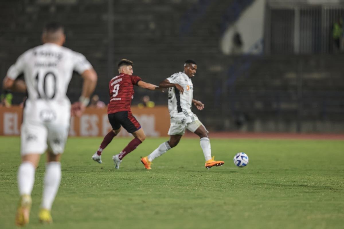 Equipes se enfrentaram em Caracas, na Venezuela, pelo jogo de ida da segunda fase da Copa Libertadores