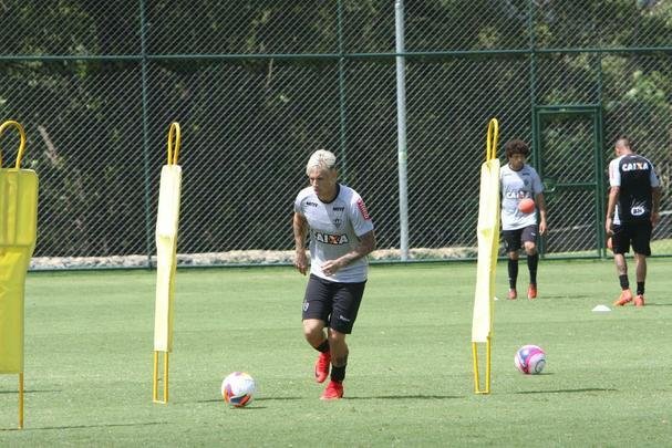 Imagens do treino do Atltico