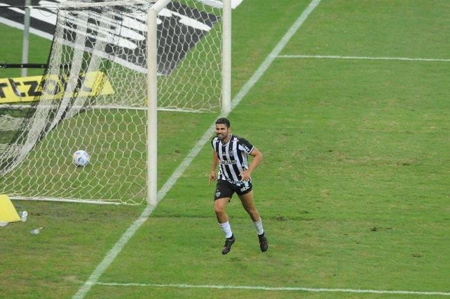Fotos do jogo entre Atltico e Cear, no Mineiro, pela 25 rodada da Srie A do Campeonato Brasileiro
