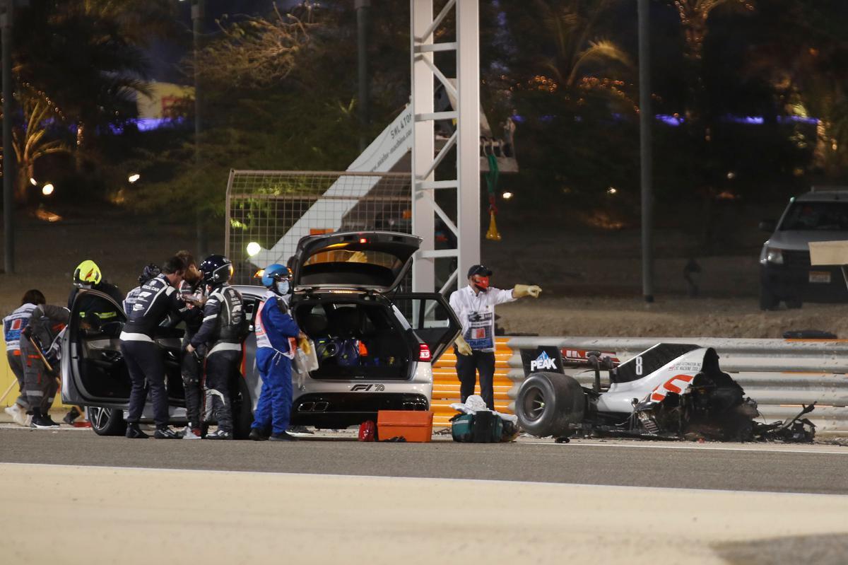 Carro de Grosjean pega fogo na Frmula 1; veja fotos
