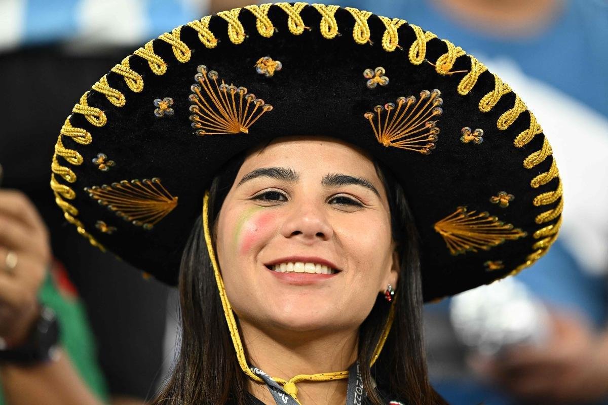 Imagens da torcida no jogo entre Mxico e Polnia pelo Grupo C da Copa do Mundo.