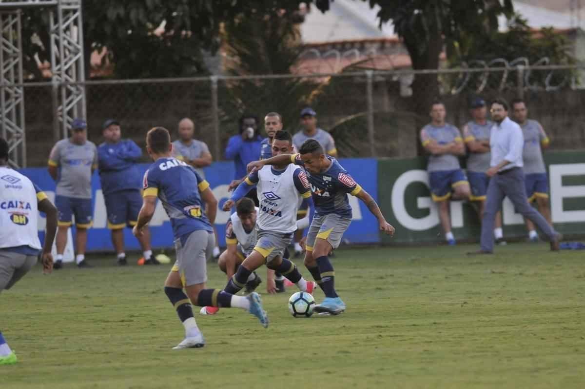 Mano Menezes testou novidades no Cruzeiro para enfrentar o So Paulo na estreia do Brasileiro