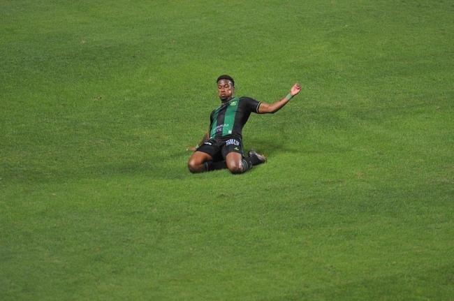 Ribamar abriu o placar para o Amrica sobre o Inter no Independncia