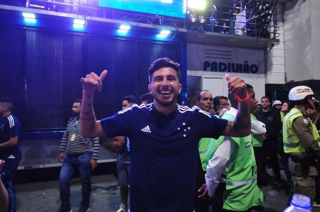 Festa do Cruzeiro na Praa 7 de Setembro, em Belo Horizonte, em comemorao ao acesso  Srie A do Campeonato Brasileiro de 2023