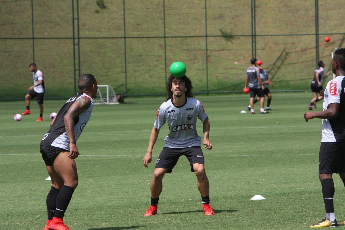 Imagens do treino do Atltico