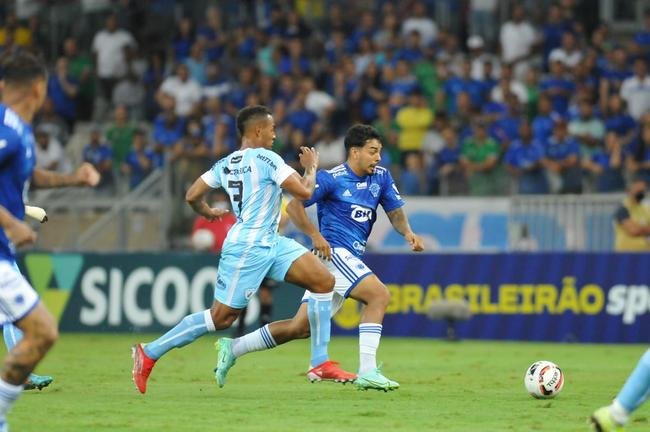Cruzeiro venceu Londrina por 1 a 0, com gol de Luvannor