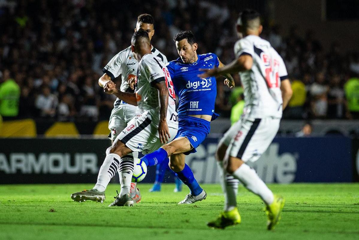Veja fotos do jogo entre Vasco e Cruzeiro