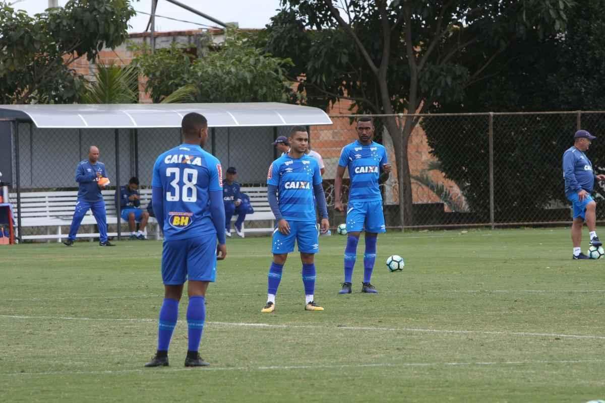 Imagens do treino do Cruzeiro na manh desta quarta-feira, 2 de agosto, na Toca da Raposa II