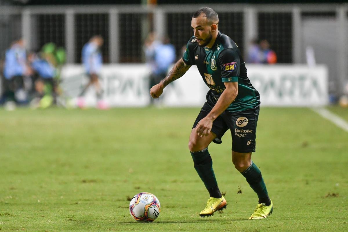 Rodolfo - assim como Reis, do Confiança, o atacante de 28 anos registrou no América o ano mais artilheiro da carreira. Em 52 jogos, marcou 17 gols - sete na Série B, seis na Copa do Brasil e quatro no Campeonato Mineiro. Seu contrato com o Coelho se encerra em dezembro de 2023.