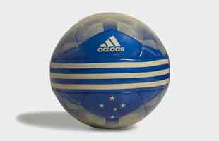 Modelo de bola que integra a nova coleo do Cruzeiro