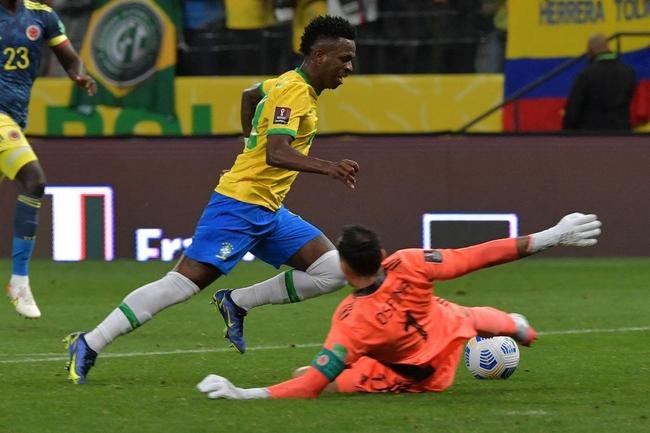 Brasil bateu a Colmbia em So Paulo e garantiu classificao antecipada  Copa
