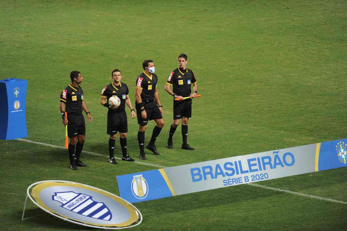 Imagens do jogo entre Cruzeiro e CSA, nesta tera-feira (15/12), no Independncia, pela 29 rodada da Srie B