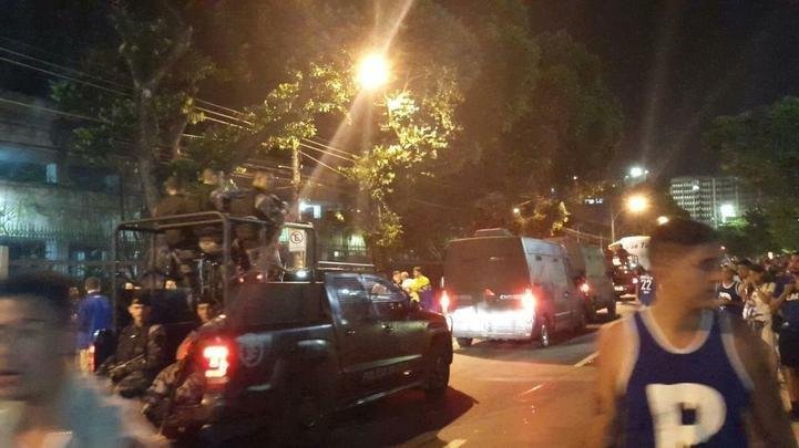 Mais de cinco mil cruzeirenses foram ao Maracanã acompanhar o primeiro jogo da decisão