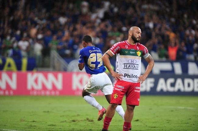 Fotos da partida entre Cruzeiro e Brusque, no Mineiro, em BH, pela 35 rodada da Srie B do Brasileiro