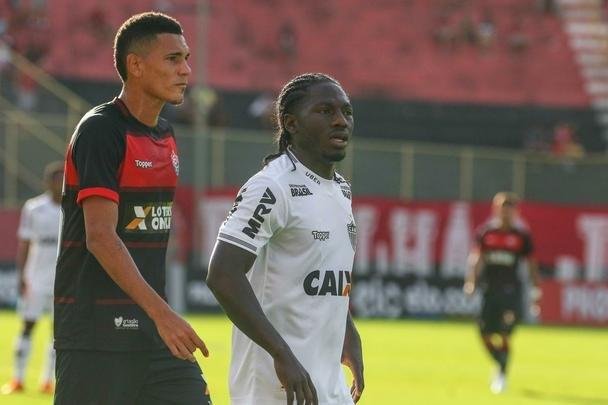 Equipes se enfrentaram no Barradão, pela 21ª rodada do Campeonato Brasileiro