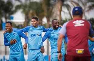 Fotos do treino do Cruzeiro desta sexta-feira, na Toca da Raposa II (Vinnicius Silva/Cruzeiro E.C)