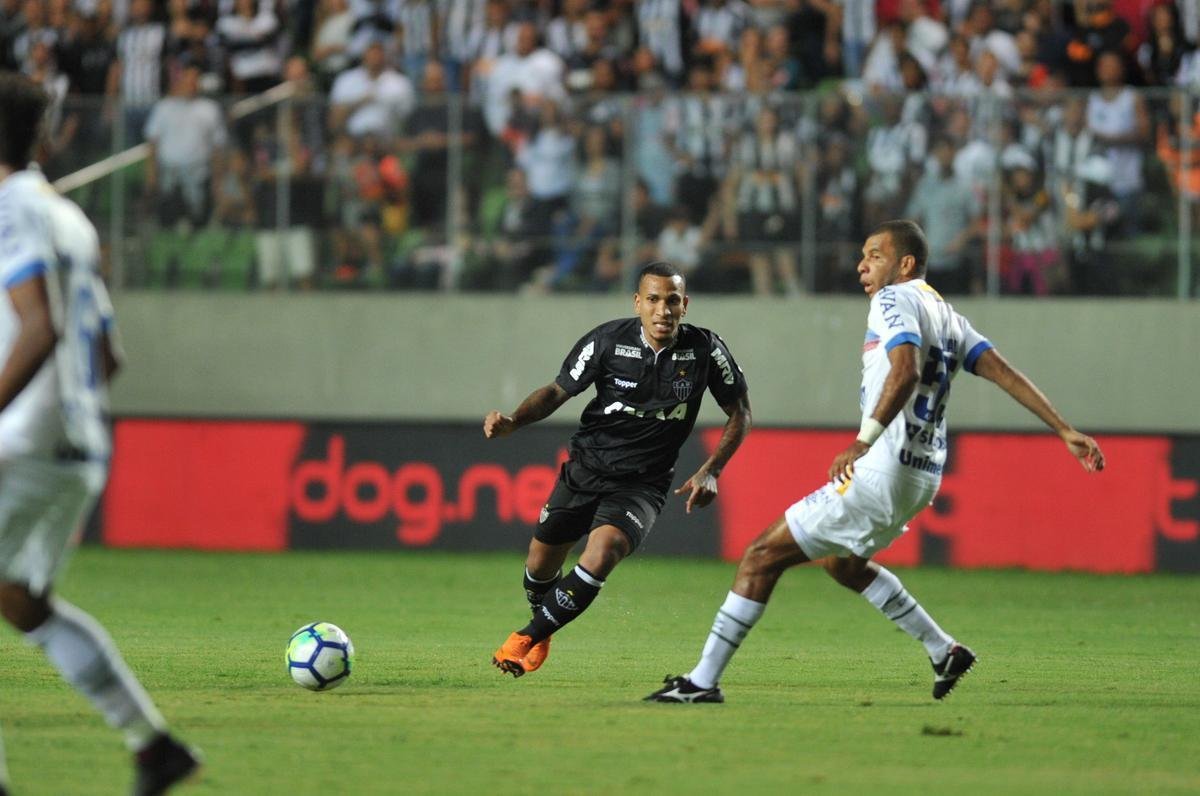 Imagens do empate sem gols entre Atltico e Chapecoense, no Independncia