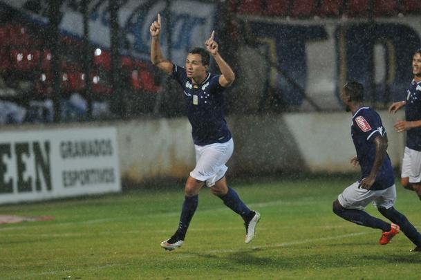 Cruzeiro venceu com dois gols de Arrascaeta, um de Damio e um de Marquinhos