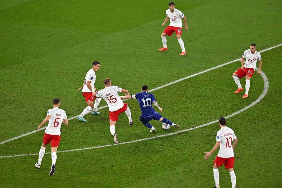 Fotos do jogo entre Polnia e Argentina no Estdio 974, em Doha, pela terceira rodada do Grupo C da Copa do Mundo, no Catar