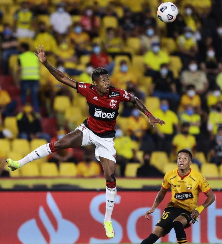 Flamengo vence Barcelona de Guayaquil novamente e vai  final da Copa Libertadores para enfrentar o Palmeiras. Deciso ser em Montevidu, no Uruguai, em 27 de novembro