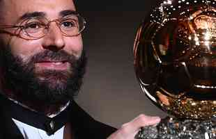 Karim Benzema recebe Bola de Ouro como melhor do mundo