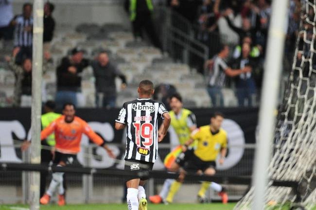Atltico 2 x 0 Flamengo: fotos do golao de Ademir sobre o Flamengo na Copa do Brasil