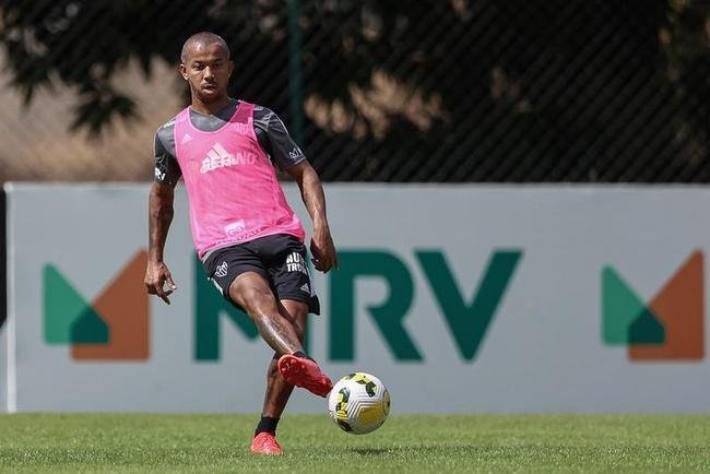 Atltico treina na Cidade do Galo sob o comando de Lucas Gonalves, tcnico interino permanente. Turco Mohamed foi demitido na manh desta sexta-feira (22).