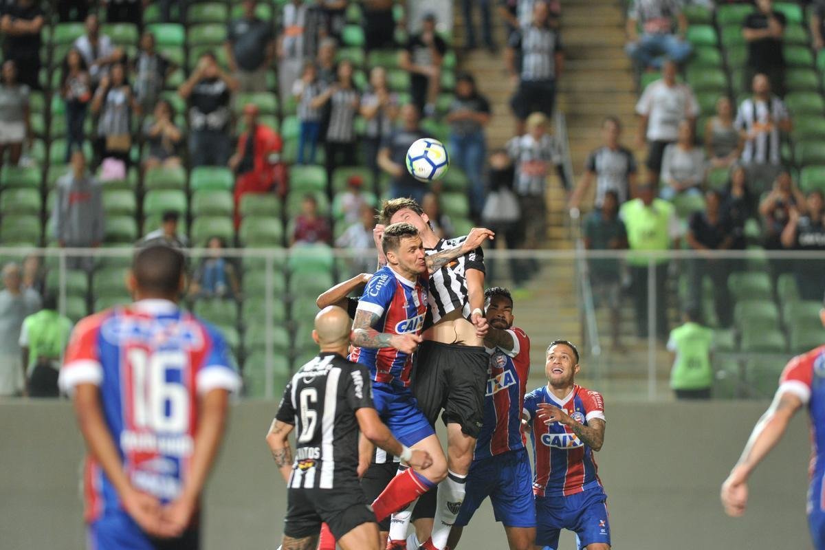 Fotos de Atltico x Bahia, no Independncia, pela 35 rodada do Campeonato Brasileiro (Alexandre Guzanshe/EM D.A Press)