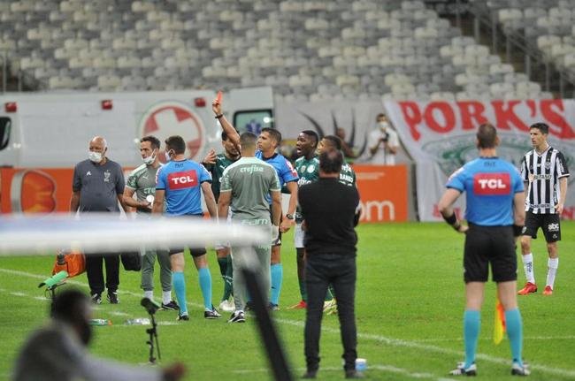 Fotos do duelo vlido pela 16 rodada da Srie A do Campeonato Brasileiro, no Mineiro, em Belo Horizonte