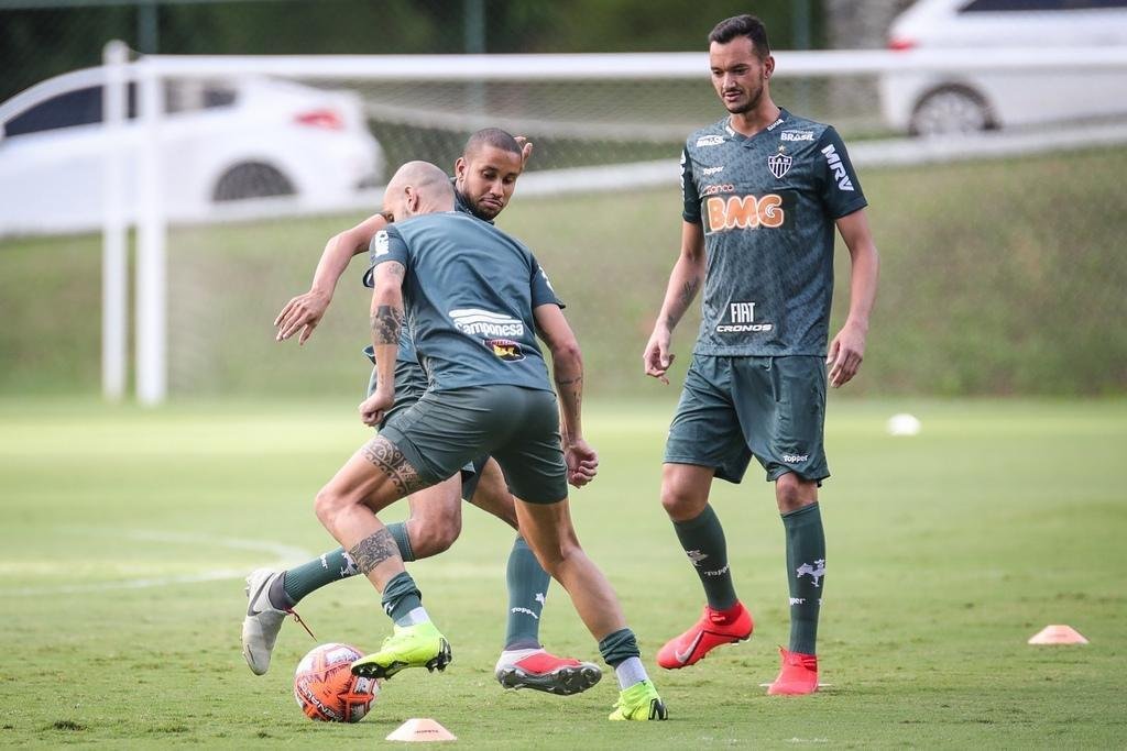 Fotos do treino do Atltico