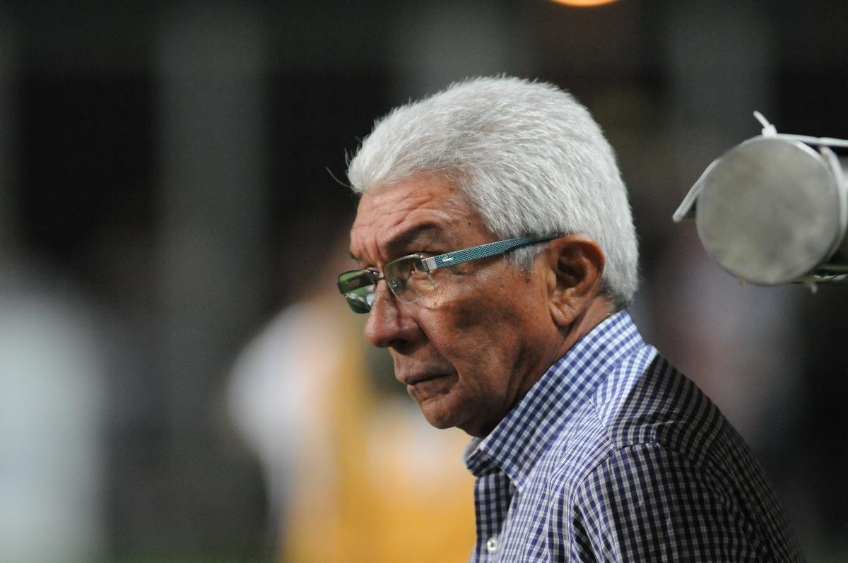 Fotos de Amrica x Tupynambs, no Independncia, pela nona rodada do Campeonato Mineiro