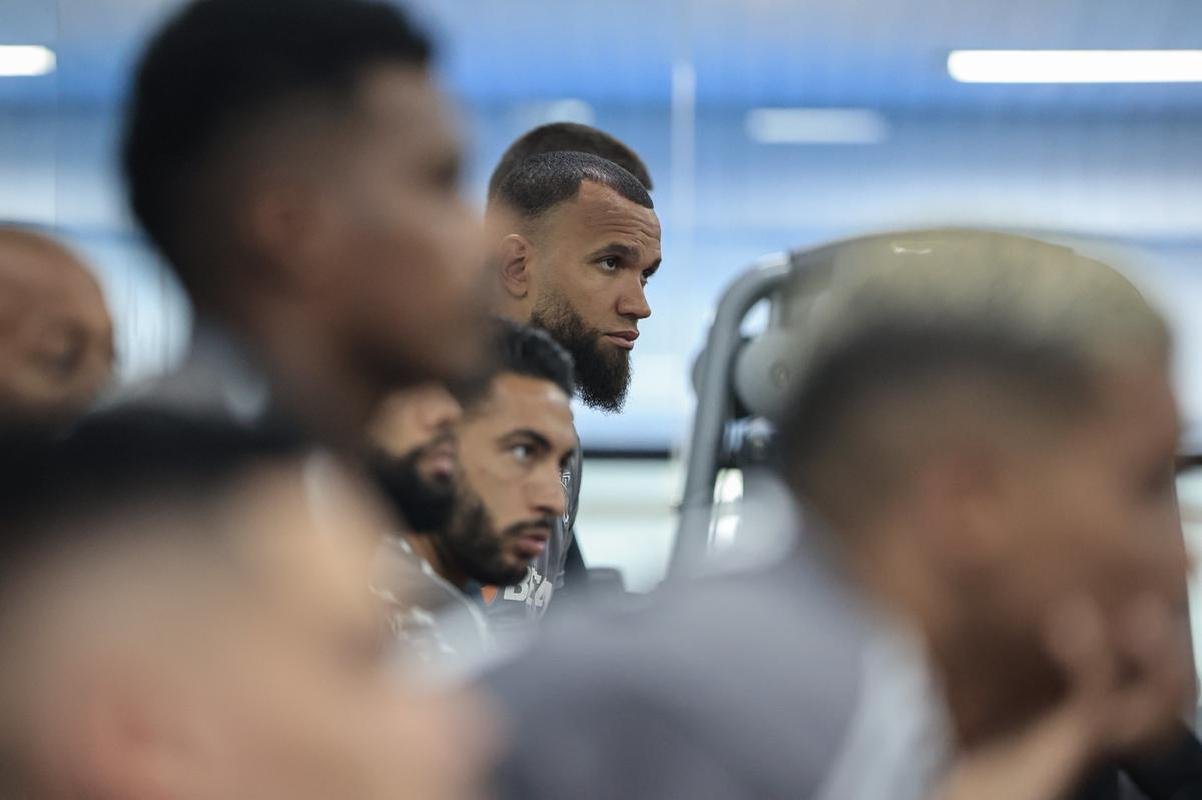 Veja fotos do primeiro dia de pr-temporada do Atltico