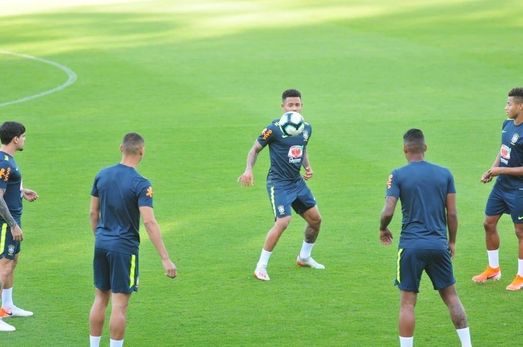 Seleo Brasileira fechou preparao para duelo com a Argentina na Cidade do Galo