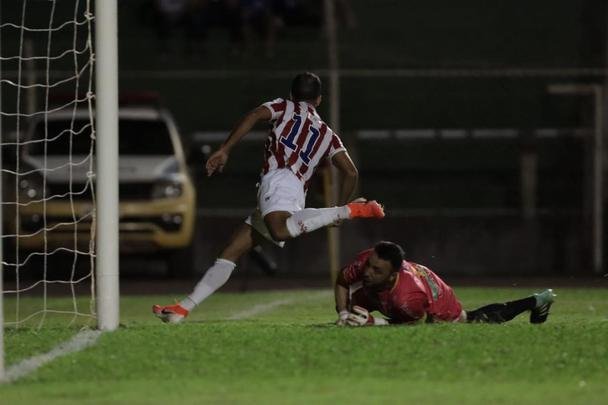 Timbu venceu a equipe paranaense fora de casa com gols de Jean Carlos e Matheus Carvalho