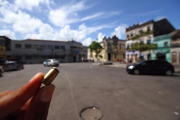 Confira a situação do Pátio de Santa Cruz, um dia após o episódio de violência que interrompeu a comemoração de 106 anos de fundação do Tricolor