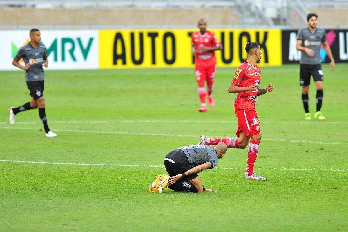 Fotos do jogo entre Atltico e Tombense, neste sbado, pela semifinal do Campeonato Mineiro
