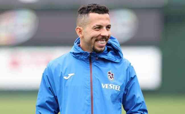 Flávio voltou a treinar no Trabzonspor, da Turquia, nesta semana