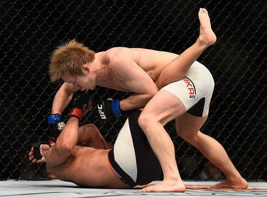 Michinori Tanaka venceu Joe Soto por decisão dividida dos juízes