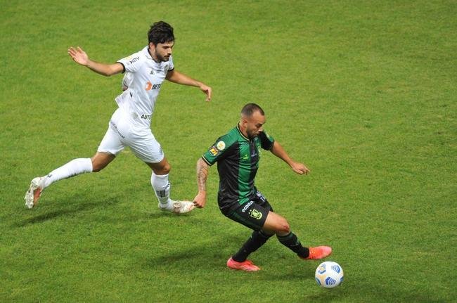 Fotos do jogo entre Amrica e Atltico