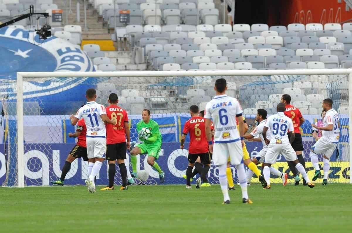 Imagens da partida entre Cruzeiro e Sport, duelo vlido pela 21 rodada da Srie A do Campeonato Brasileiro