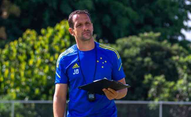Belletti deixou o Cruzeiro após a chegada da SAF no início de 2022