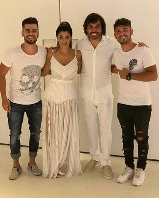 Ricardo Goulart, ex-Cruzeiro, passou a virada com amigos