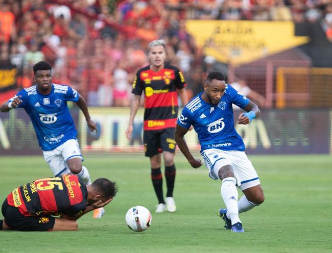 Cruzeiro foi batido pelo Sport por 3 a 1 na Ilha do Retiro pela Série B