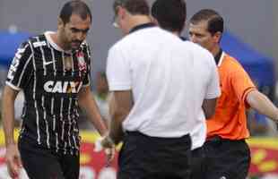 Corinthians empata com Santos, na Vila Belmiro, por 1 a 1, e garante 27 ttulo do Campeonato Paulista