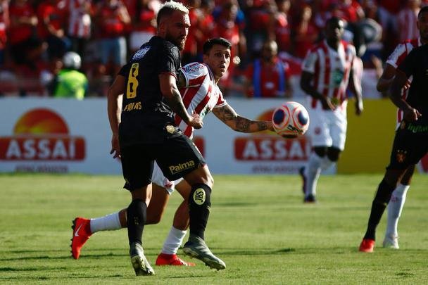 Nutico e Sport se enfrentaram nos Aflitos para o primeiro clssico do ano de 2020 no futebol brasileiro