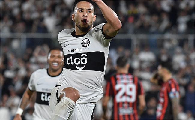 Fernando Cardozo fez o gol da vitória do Olimpia sobre o Patronato