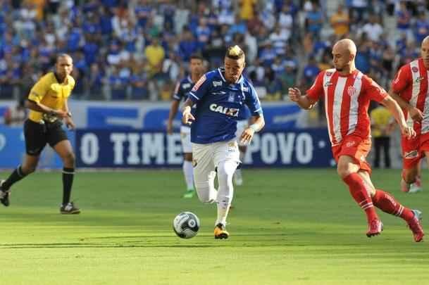Fotos de Cruzeiro x Villa Nova, no Mineiro, pela oitava rodada do Estadual (Rodrigo Clemente/EM D.A Press)