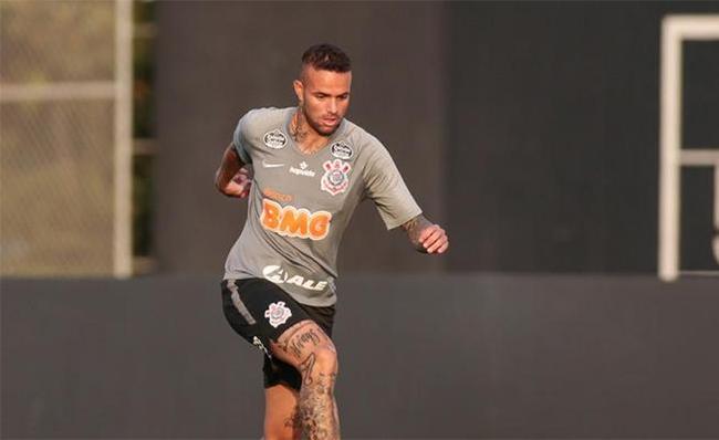Luan ainda não caiu nas graças da torcida em 2021