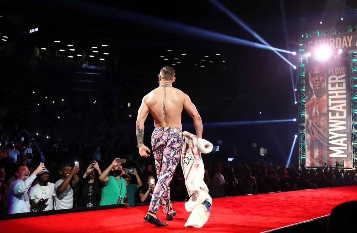 Imagens da etapa de Nova York da turn com Mayweather e McGregor. Astros se encaram no Brooklyn