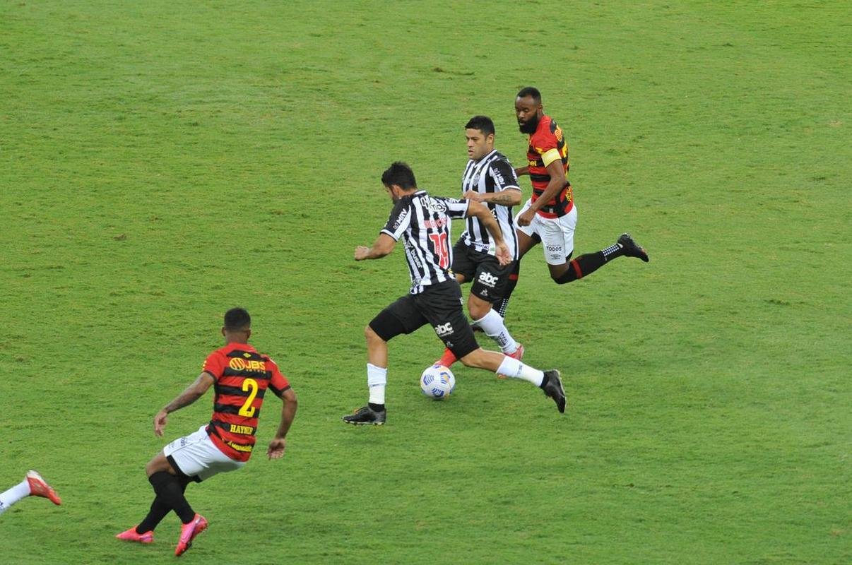 Fotos do jogo entre Atltico e Sport, no Mineiro, em Belo Horizonte, pela 21 rodada da Srie A do Brasileiro de 2021